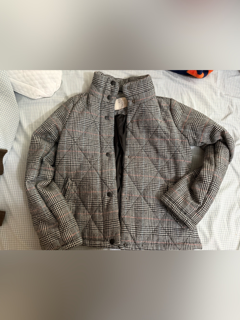 A new day Plaid Quilted Puffer Jacket - Women's Black & White